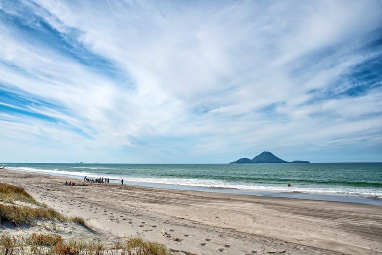 Photo of property in 2 Pacific Parade, Coastlands, Whakatane, 3120