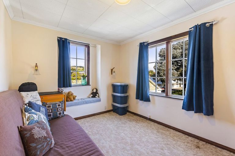 Photo of property in 202 Matai Road, Raumati Beach, Paraparaumu, 5032