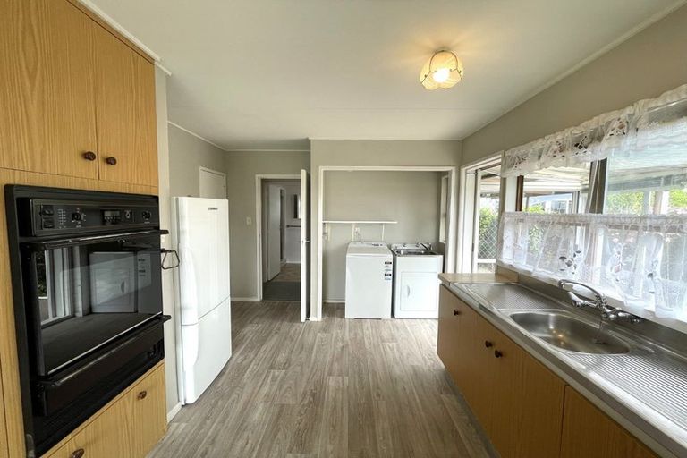 Photo of property in 50 Napier Road, Havelock North, 4130