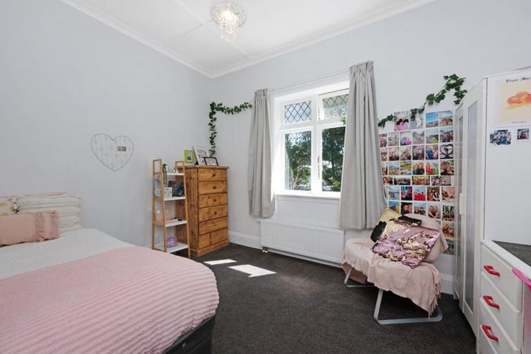 Photo of property in 225a Karori Road, Karori, Wellington, 6012