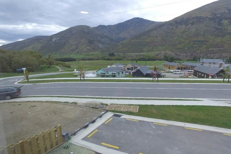 Photo of property in 54 Red Cottage Drive, Lake Hayes, Queenstown, 9304