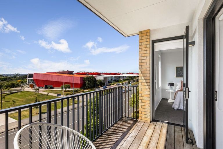 Photo of property in 204/77 Hobsonville Point Road, Hobsonville, Auckland, 0616