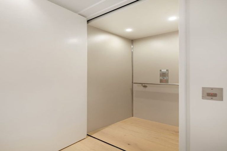 Photo of property in 35 Conference Street, Christchurch Central, Christchurch, 8013