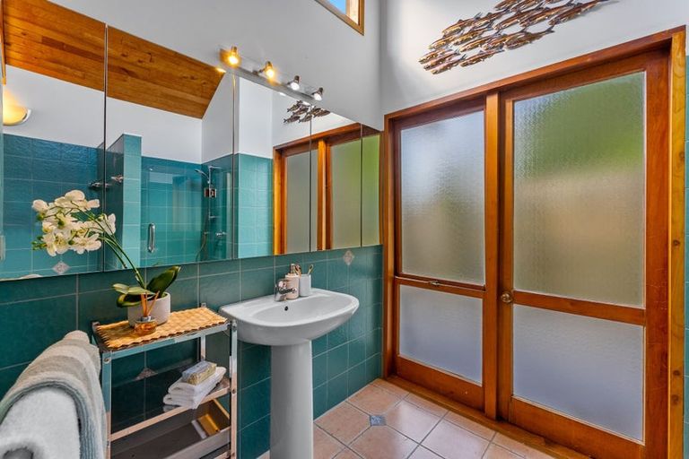 Photo of property in 417 Leigh Road, Whangateau, 0985