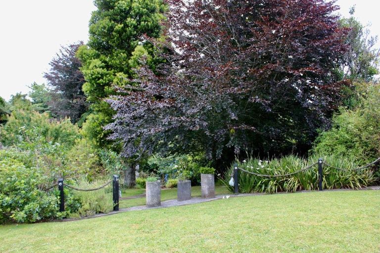 Photo of property in 114d Govett Avenue, Frankleigh Park, New Plymouth, 4310