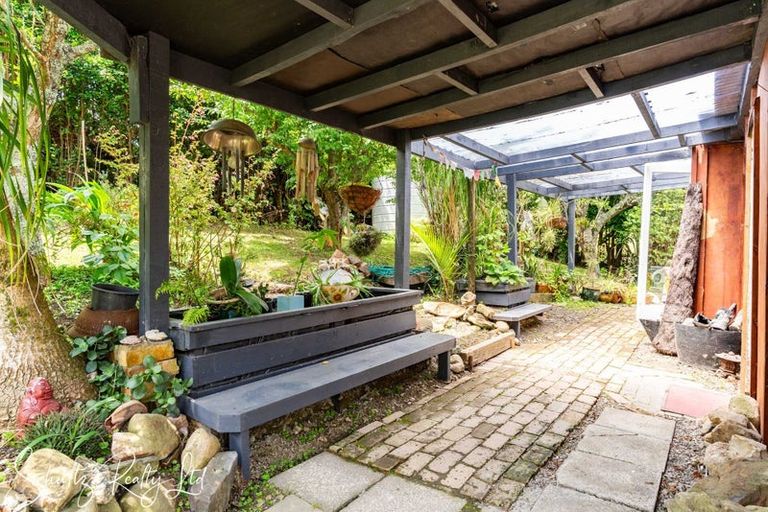 Photo of property in 249 Mountain Road, Maungaturoto, 0587