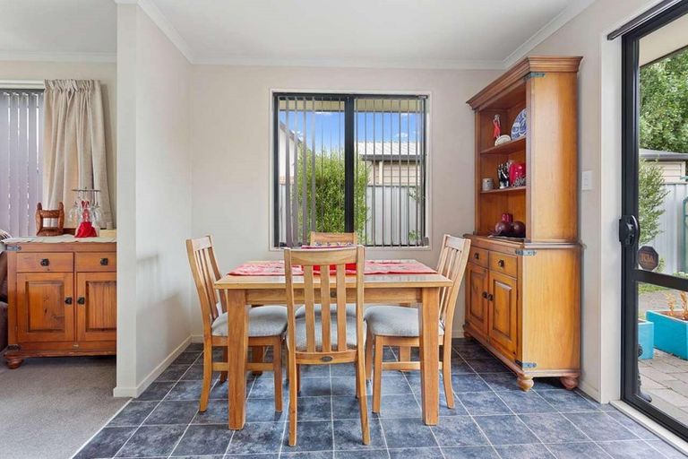 Photo of property in 260f Breezes Road, Aranui, Christchurch, 8061