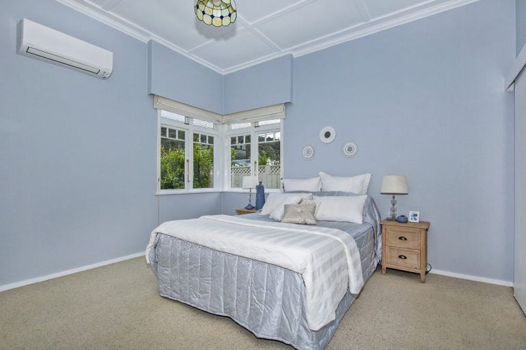 Photo of property in 11 Kent Road, Regent, Whangarei, 0112
