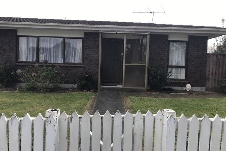 Photo of property in 10a Sharivari Place, Conifer Grove, Takanini, 2112