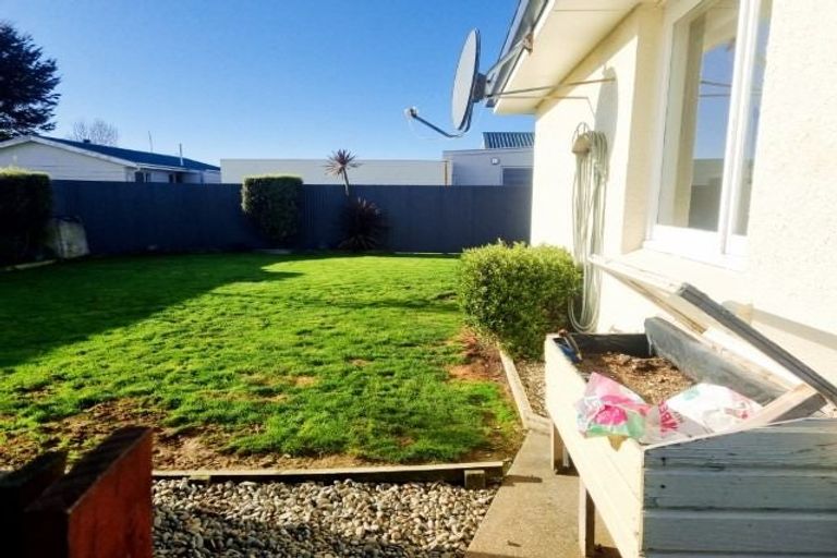 Photo of property in 30 Moa Street, Waikiwi, Invercargill, 9810
