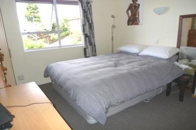 Photo of property in 4a Sarah Way, Crofton Downs, Wellington, 6035