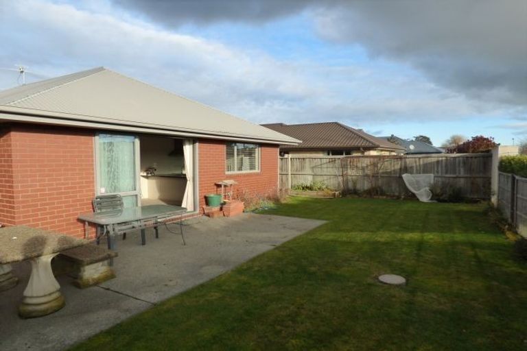 Photo of property in 6 Charente Way, Yaldhurst, Christchurch, 8042