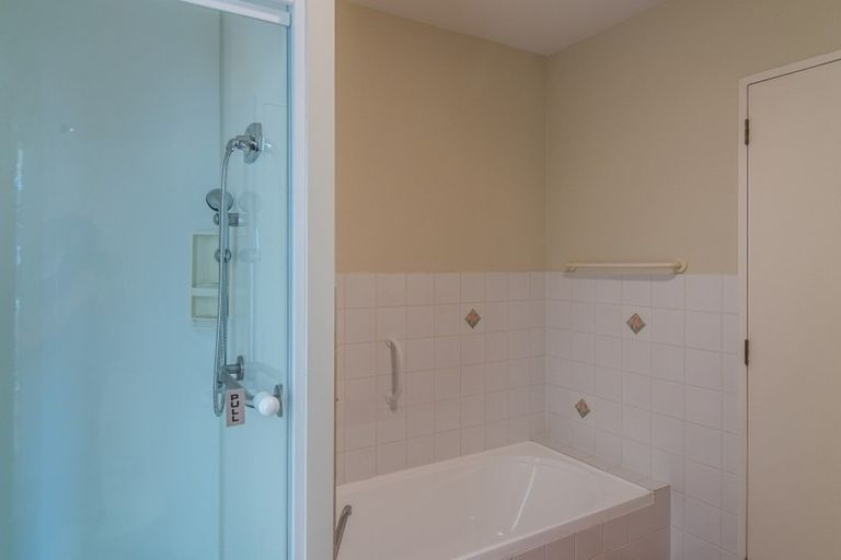 Photo of property in 3a Heihei Place, Paraparaumu, 5032