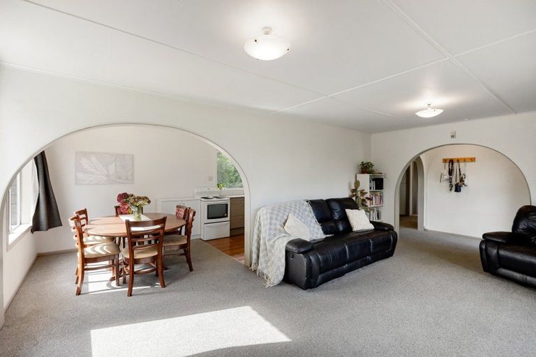 Photo of property in 23 Berkley Avenue, Hillcrest, Hamilton, 3216