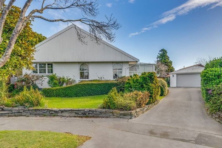 Photo of property in 8 Parkinson Place, Ilam, Christchurch, 8041
