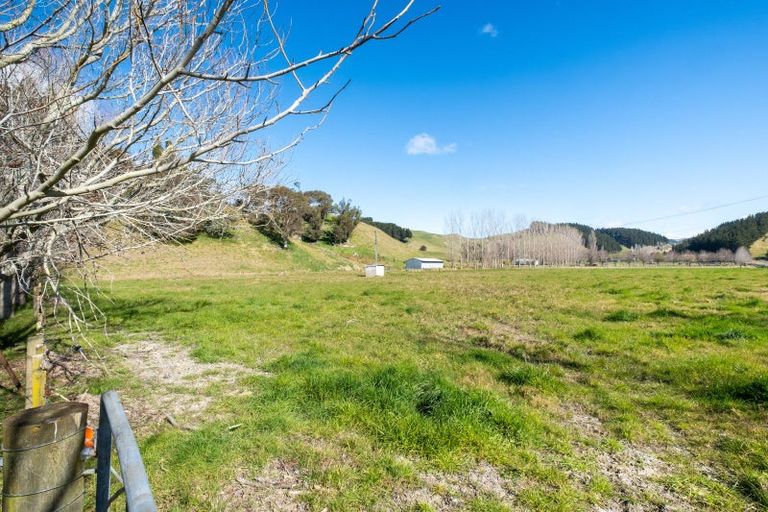 Photo of property in 339 Seafield Road, Eskdale, Napier, 4182