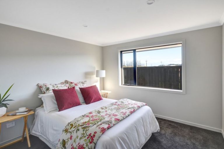 Photo of property in 32 Huntly Road, Outram, 9019