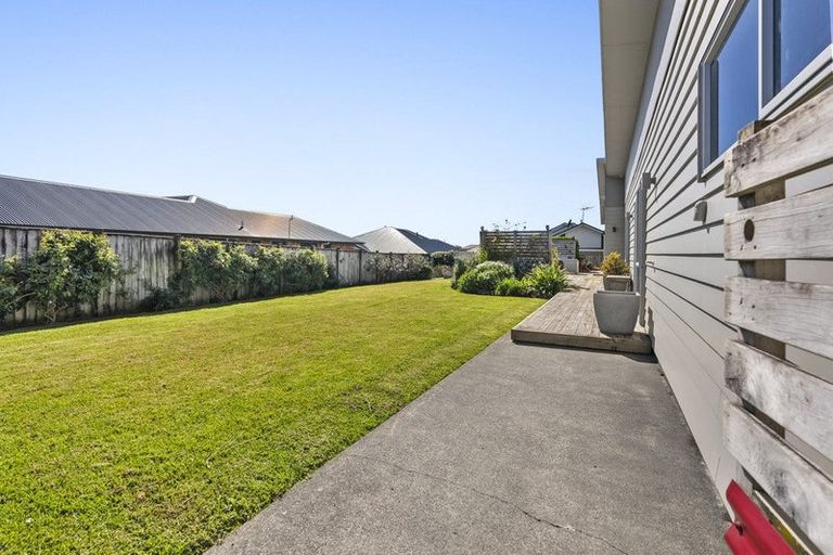Photo of property in 46 Dillon Drive, Bell Block, New Plymouth, 4312