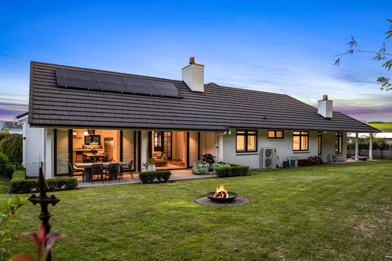 Photo of property in 40 Awanui Crescent, Matakana, Warkworth, 0985