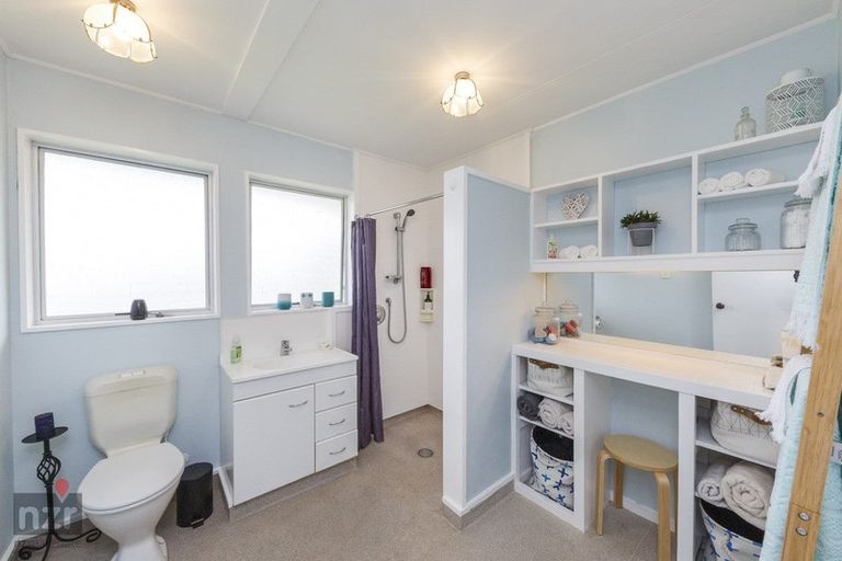 Photo of property in 16 Sandstrom Grove, Feilding, 4702