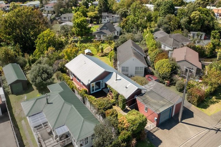 Photo of property in 8 Rata Road, Raumati Beach, Paraparaumu, 5032