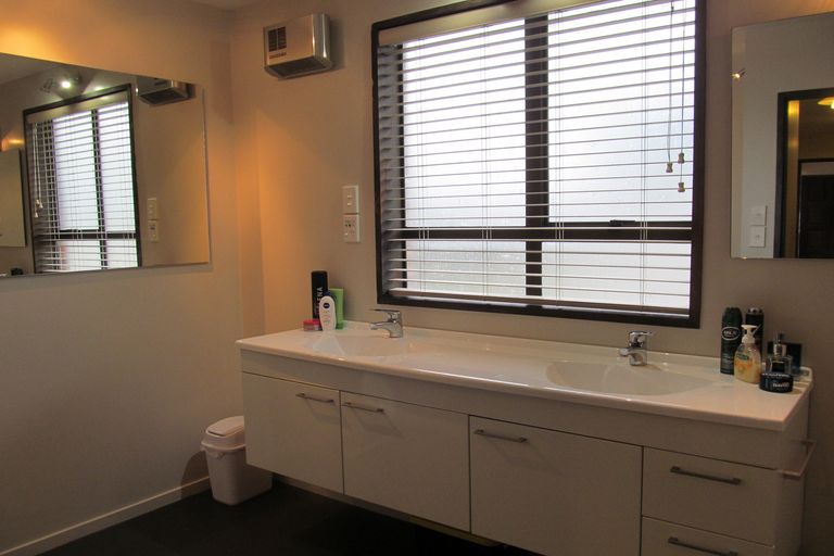 Photo of property in 145 Tarbert Street, Alexandra, 9320