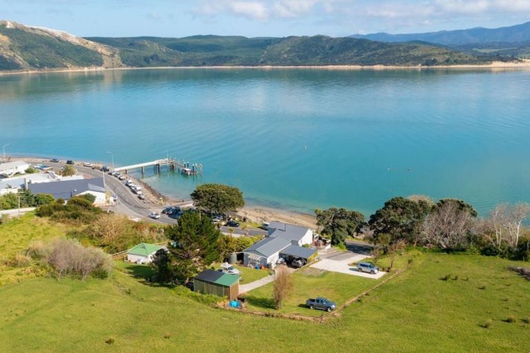 Photo of property in 3 Hokianga Harbour Drive, Opononi, Kaikohe, 0473