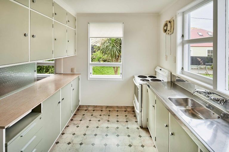 Photo of property in 229 Karori Road, Karori, Wellington, 6012