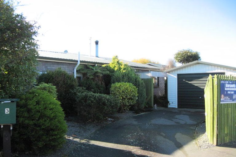 Photo of property in 3a Lindis Lane, New Brighton, Christchurch, 8083