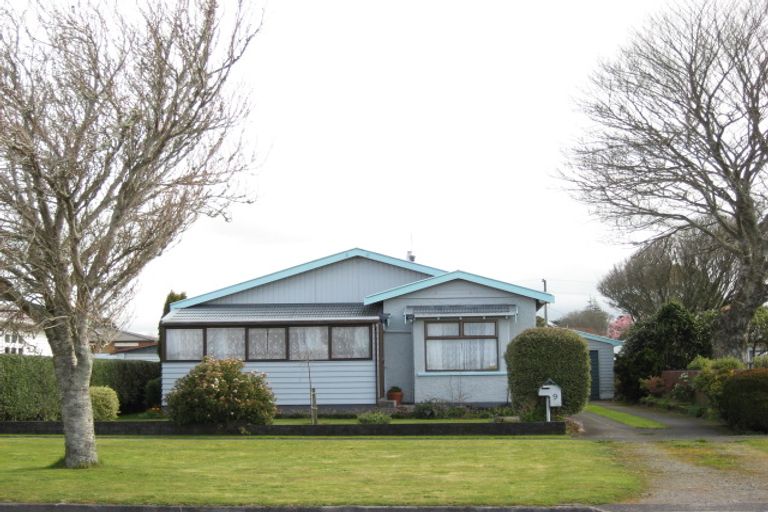 Photo of property in 9 Portia Street, Stratford, 4332