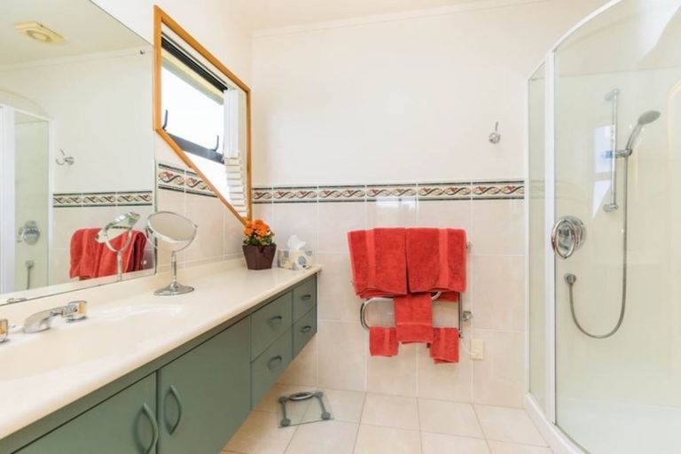 Photo of property in 25 Swann Beach Road, Stanmore Bay, Whangaparaoa, 0932