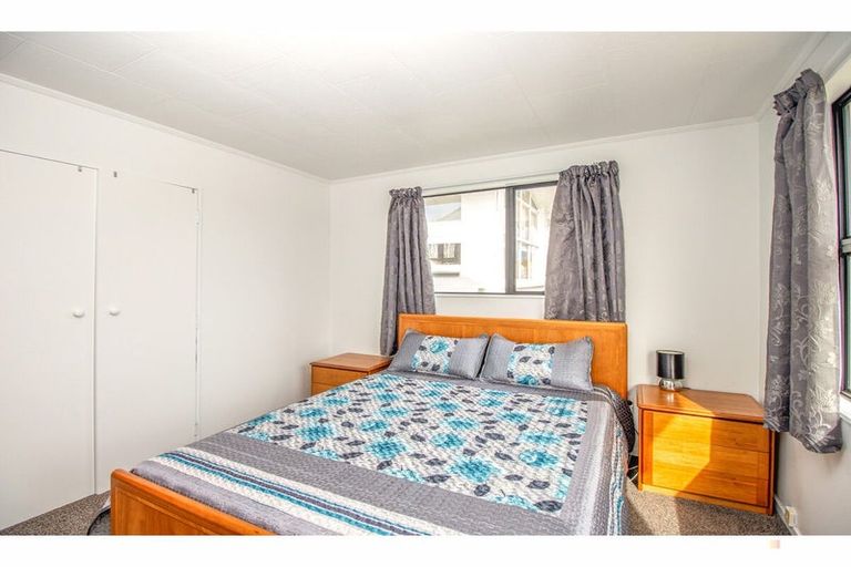 Photo of property in 130 Douglas Street, Highfield, Timaru, 7910
