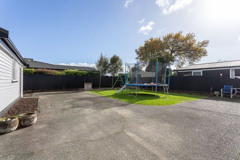 Photo of property in 35 Guy Street, Dannevirke, 4930