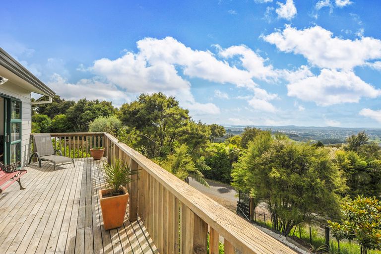 Photo of property in 53 Welsh Hills Road, Swanson, Auckland, 0614