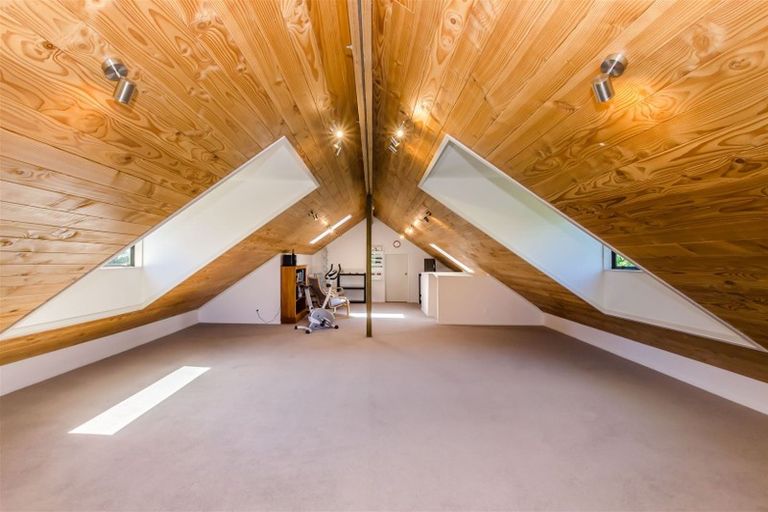 Photo of property in 30 Dell Road, Raumati South, Paraparaumu, 5032