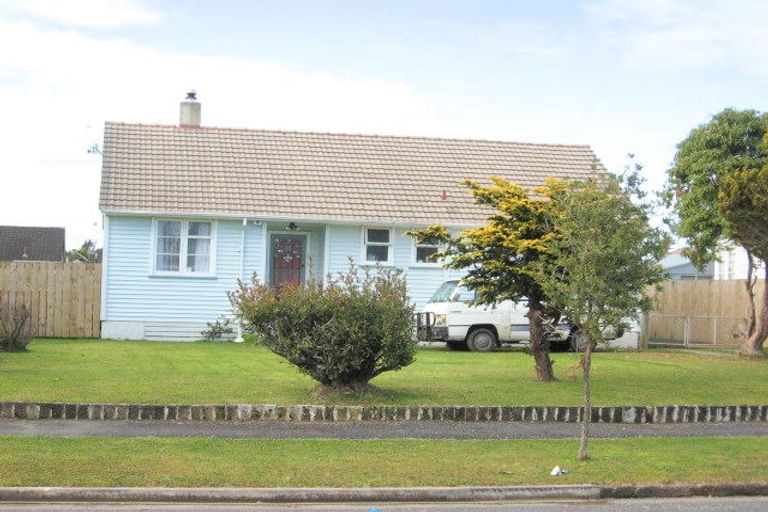 Photo of property in 18 Paul Crescent, Fairfield, Hamilton, 3214