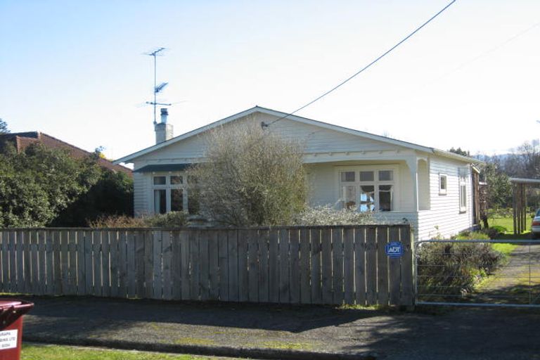 Photo of property in 26 Garrison Street, Carterton, 5713