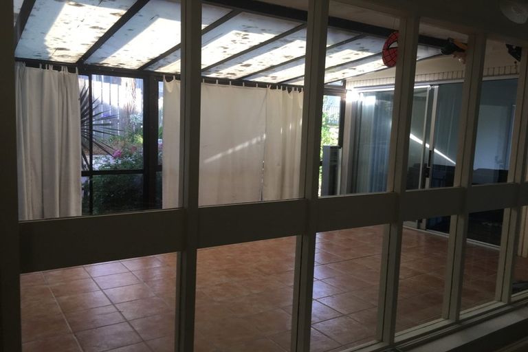 Photo of property in 96 Mountbatten Avenue, Hillcrest, Auckland, 0627