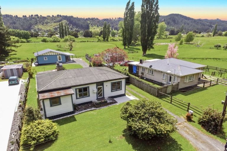 Photo of property in 10 Marsack Road, Taumarunui, 3992