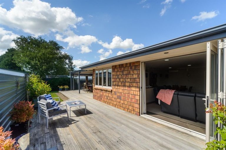 Photo of property in 39 Pukepapa Road, Marton, 4710