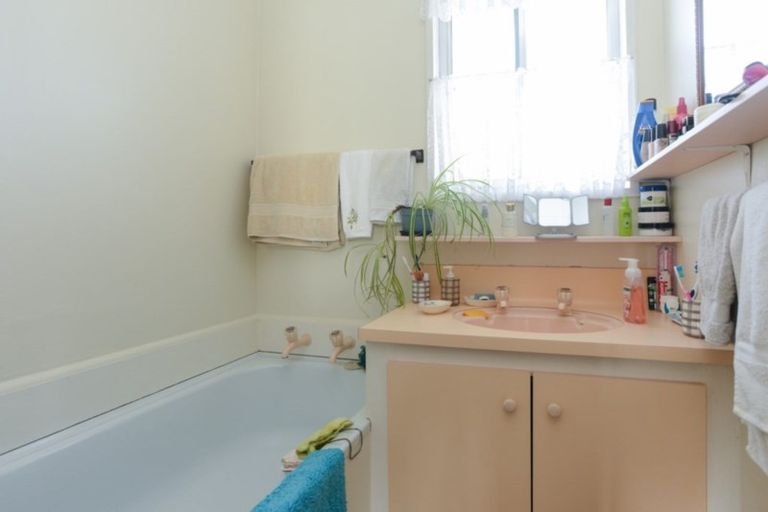 Photo of property in 7 Guildford Street, Tamatea, Napier, 4112