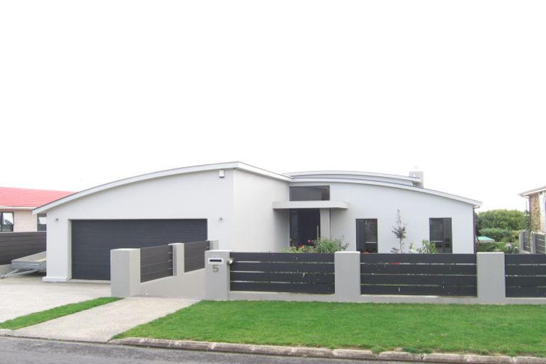 Photo of property in 5 Ullswater Place, Half Moon Bay, Auckland, 2012