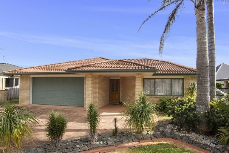 Photo of property in 11 Chatsfield Place, Te Kamo, Whangarei, 0112