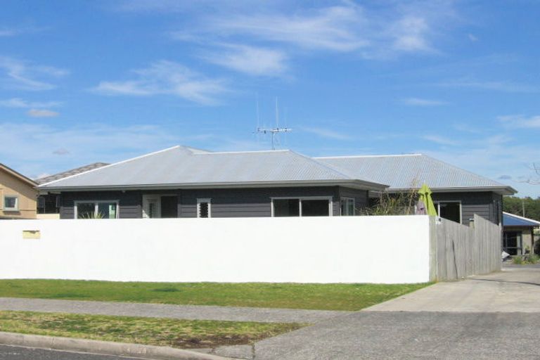 Photo of property in 4a Campbell Road, Mount Maunganui, 3116