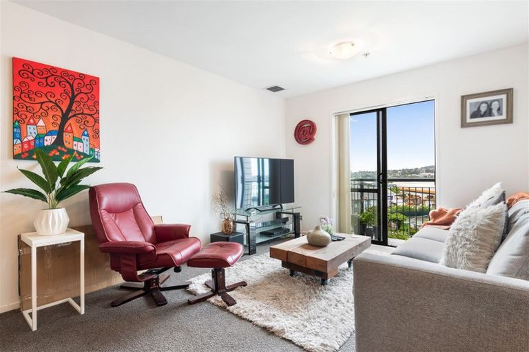 Photo of property in 6l/17 Crown Lynn Place, New Lynn, Auckland, 0600