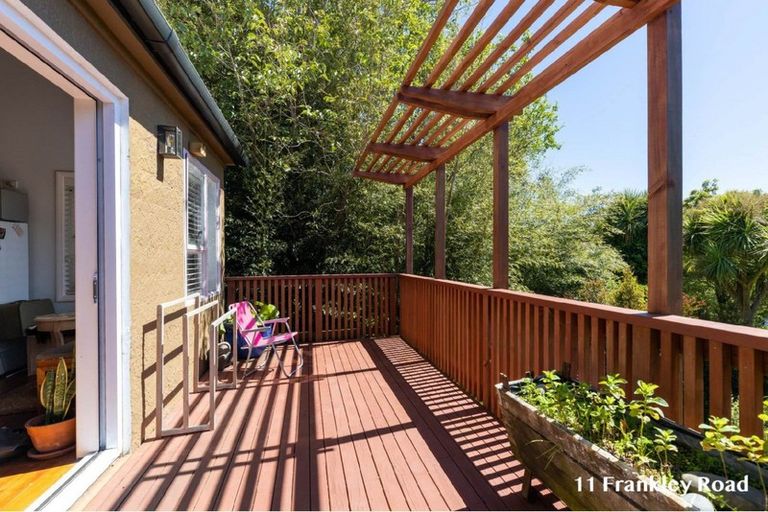 Photo of property in 13 Frankley Road, Westown, New Plymouth, 4310