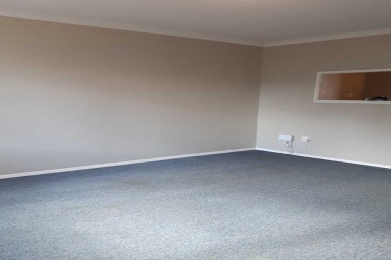 Photo of property in 4/81 Ward Street, Wallaceville, Upper Hutt, 5018