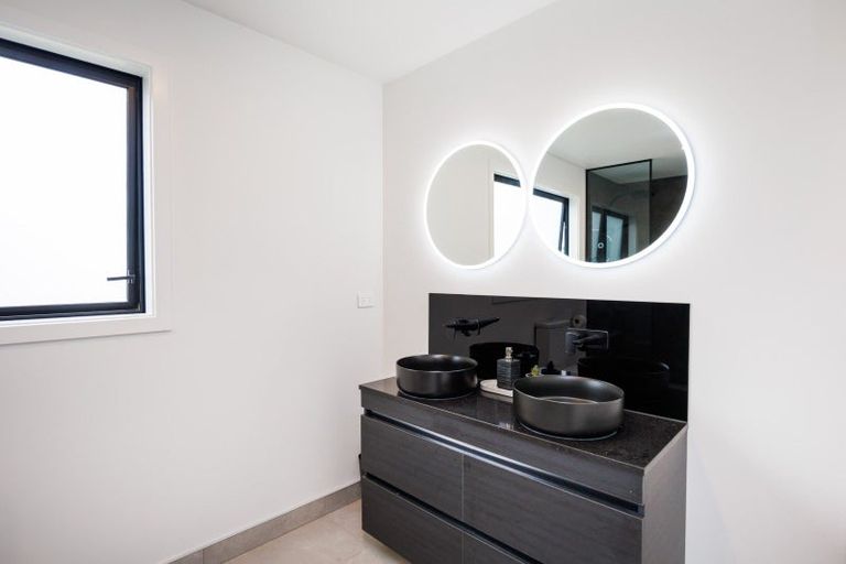 Photo of property in 15 Harvest Lane, Newbury, Feilding, 4775