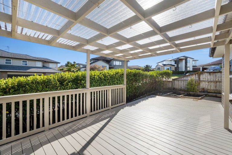 Photo of property in 231 Jeffs Road, Flat Bush, Auckland, 2016