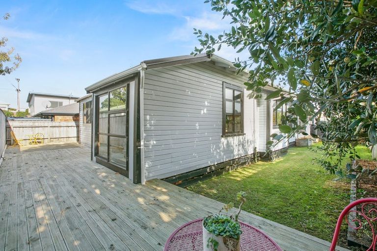 Photo of property in 482b Saint Aubyn Street, Moturoa, New Plymouth, 4310